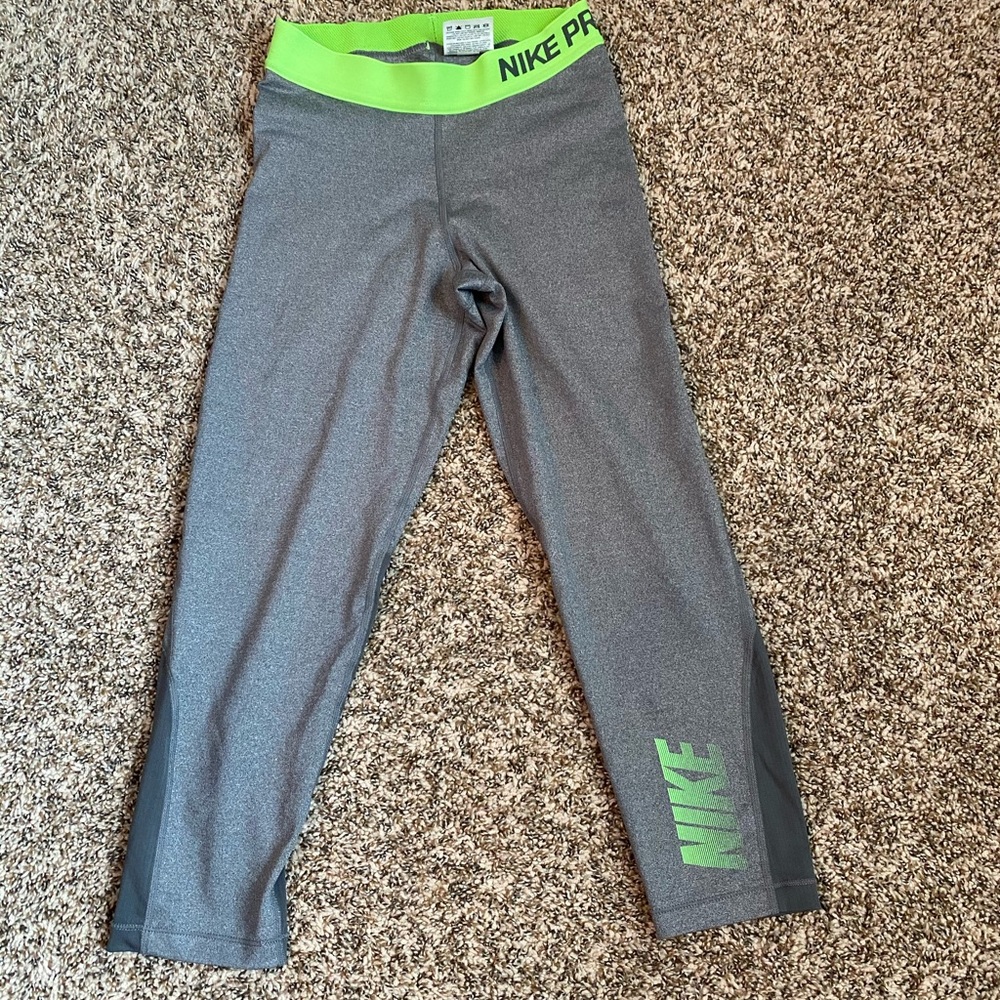 Nike workout leggings
